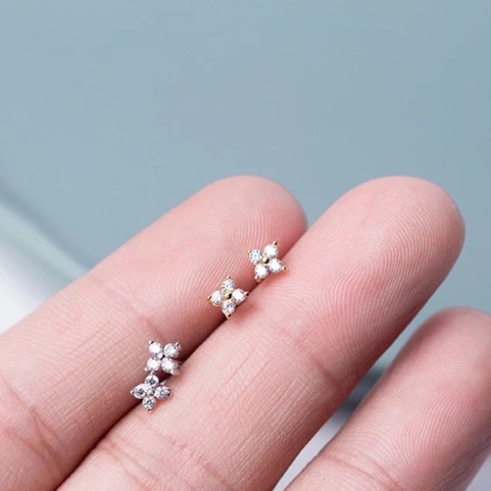 Floral Studd Earrings